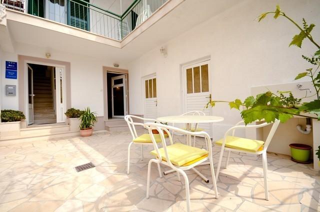 Apartman Dvor Makarska Bilik gambar
